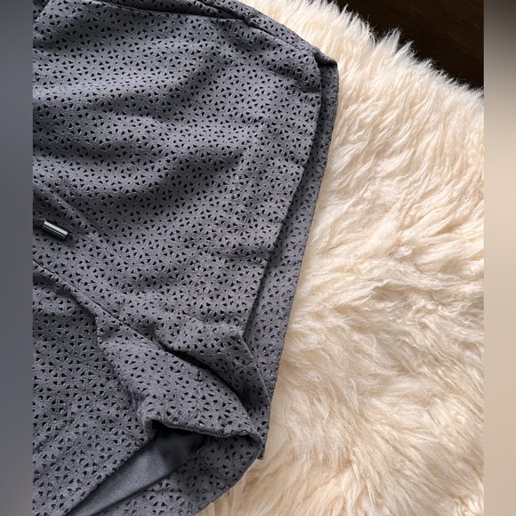 Zara Suede Shorts - Picture 3 of 7